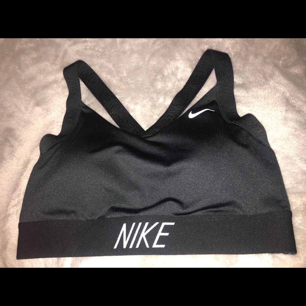 Nike Women's Indy Logo Back Sports Bra